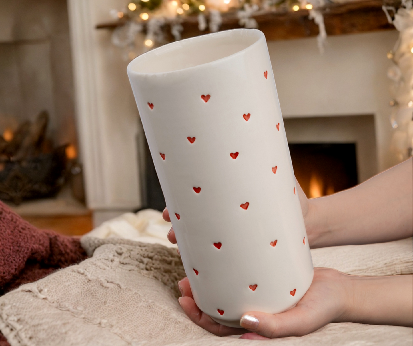 White and Red Heart Carved Ceramic Vase | Handmade Pottery Vase | Decorative Ceramic Vase | Cadeau Pour Elle | Handmade Gifted